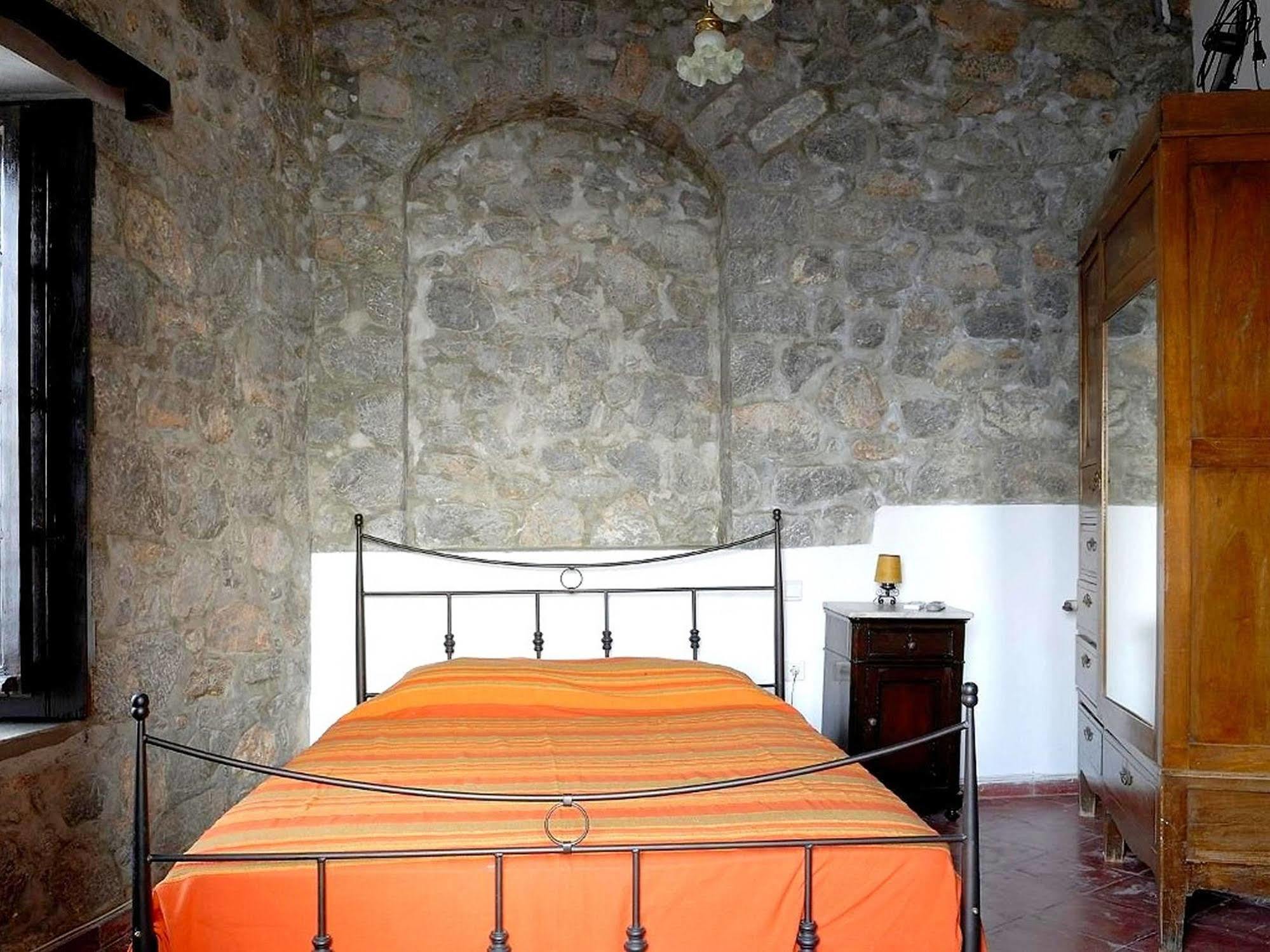 Villa Castello 伊兹拉 外观 照片